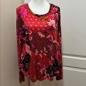 Kensie Long Sleeve Sleep / Lounge Wear Top Pocket- left front.